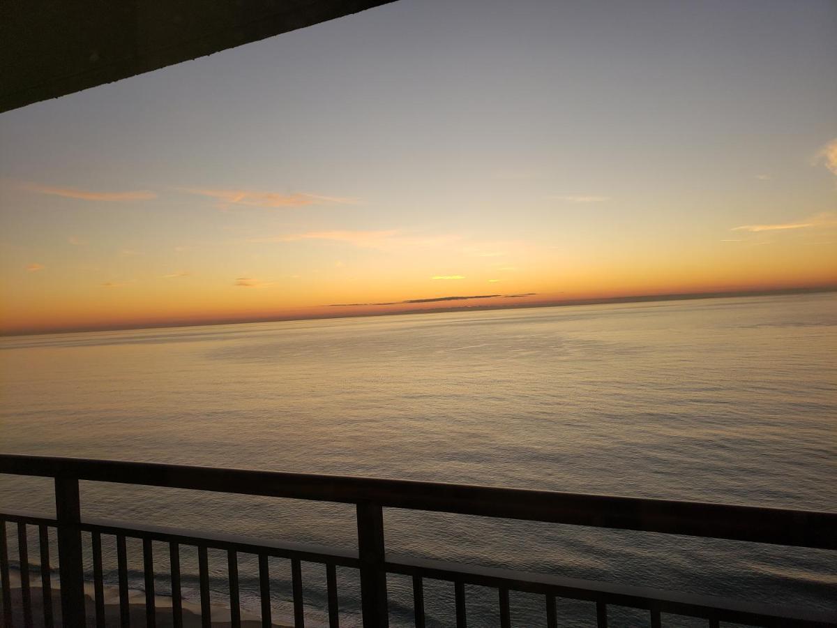 Ocean-Front Condos At Patricia Grand Myrtle Beach Exteriér fotografie